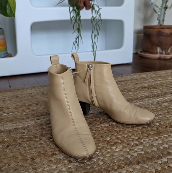 Everlane The Day Boot in Ecru - Picture 4 of 9